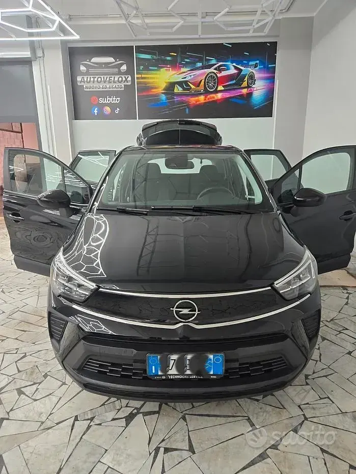 Usata Opel Crossland X Elegance 110 CV (80 kW) 2021 Nero SUV