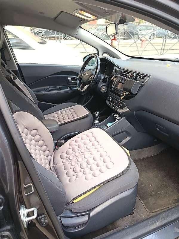 Usata Kia Rio Active 75 CV (55 kW) 2016 Nero Utilitaria