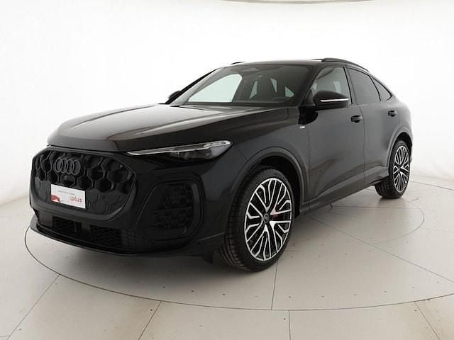 Nuova Audi Q5 Sportback S-Line 204 CV (150 kW) 2025 Nero mito metallizzato SUV