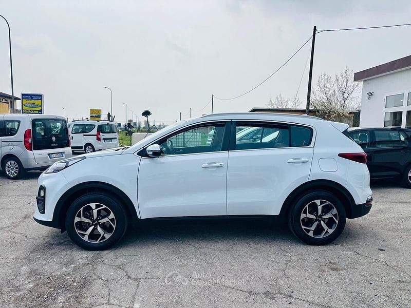 Usata Kia Sportage Style 132 CV (97 kW) 2020 Bianco SUV