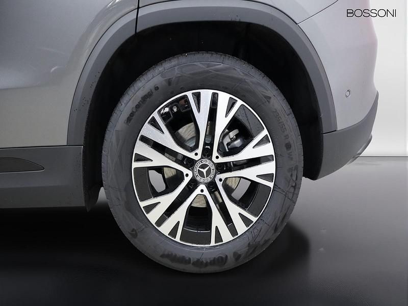 Nuova Mercedes GLA180 Advanced 116 CV (85 kW) 2026 Grigio SUV