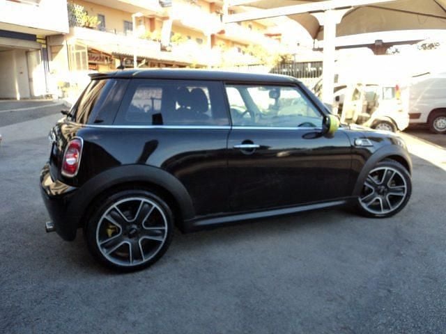 Usata Mini ONE 75 CV (55 kW) 2013 Nero Utilitaria