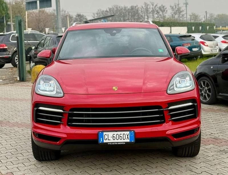 Usata Porsche Cayenne 340 CV (250 kW) 2022 Rosso SUV