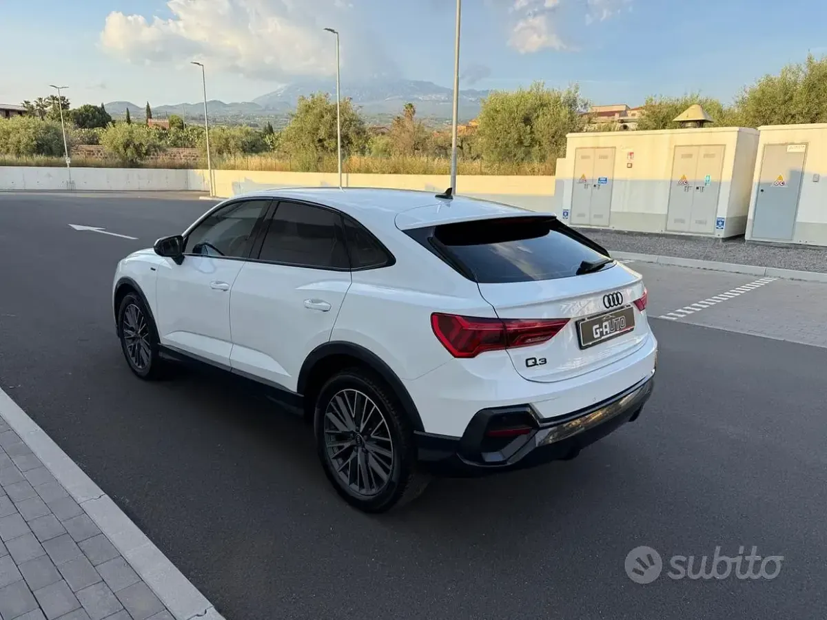 Usata Audi Q3 Sportback S-Line 150 CV (110 kW) 2022 Bianco SUV