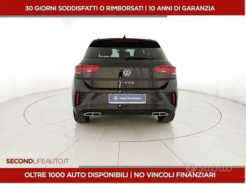Usata VW T-Roc R-line 150 CV (110 kW) 2023 Nero SUV