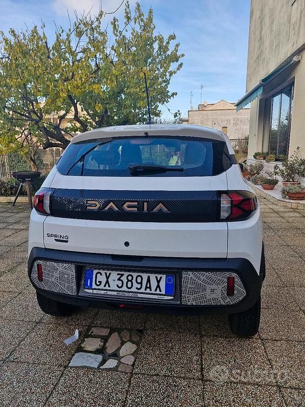 Usata Dacia Spring Extreme 47 kW (65 CV) 2025 Bianco Utilitaria