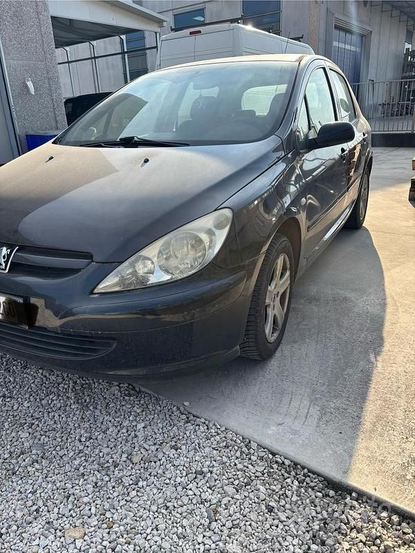 Usata Peugeot 307 2002 Nero Berlina