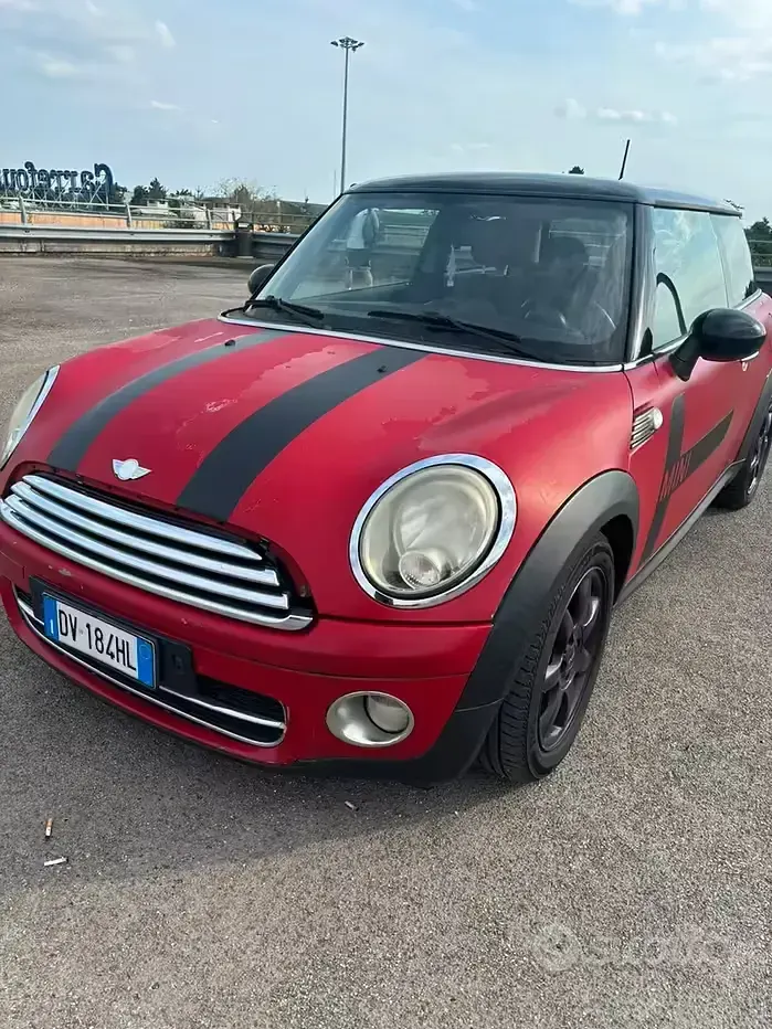 Usata Mini Cooper D 109 CV (80 kW) 2008 Rosso Utilitaria