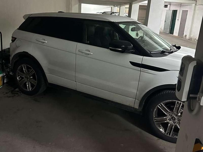 Usata Land Rover Range Rover evoque Dynamic 150 CV (110 kW) 2013 Bianco SUV