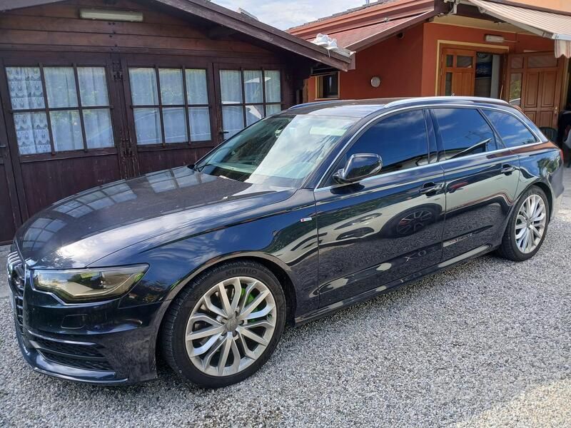 Usata Audi A6 245 CV (180 kW) 2011 Blu Station wagon