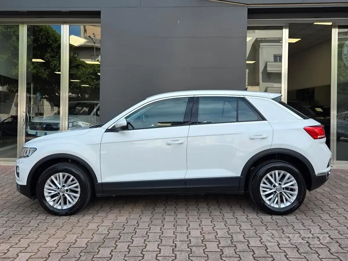 Usata VW T-Roc Business 116 CV (85 kW) 2020 Bianco SUV