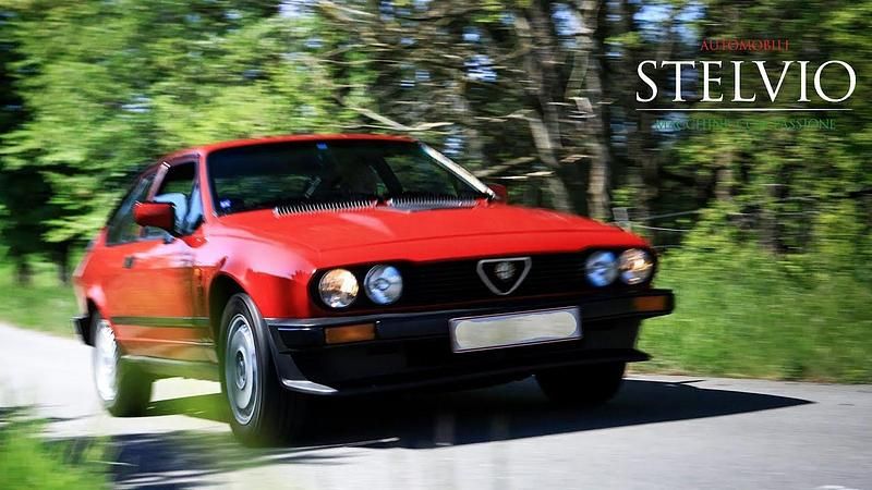 Usata Alfa Romeo GTV 158 CV (116 kW) 1986 Rosso Coupé