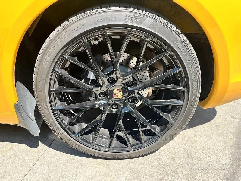 Usata Porsche Cayman 245 CV (180 kW) 2007 Giallo Coupé
