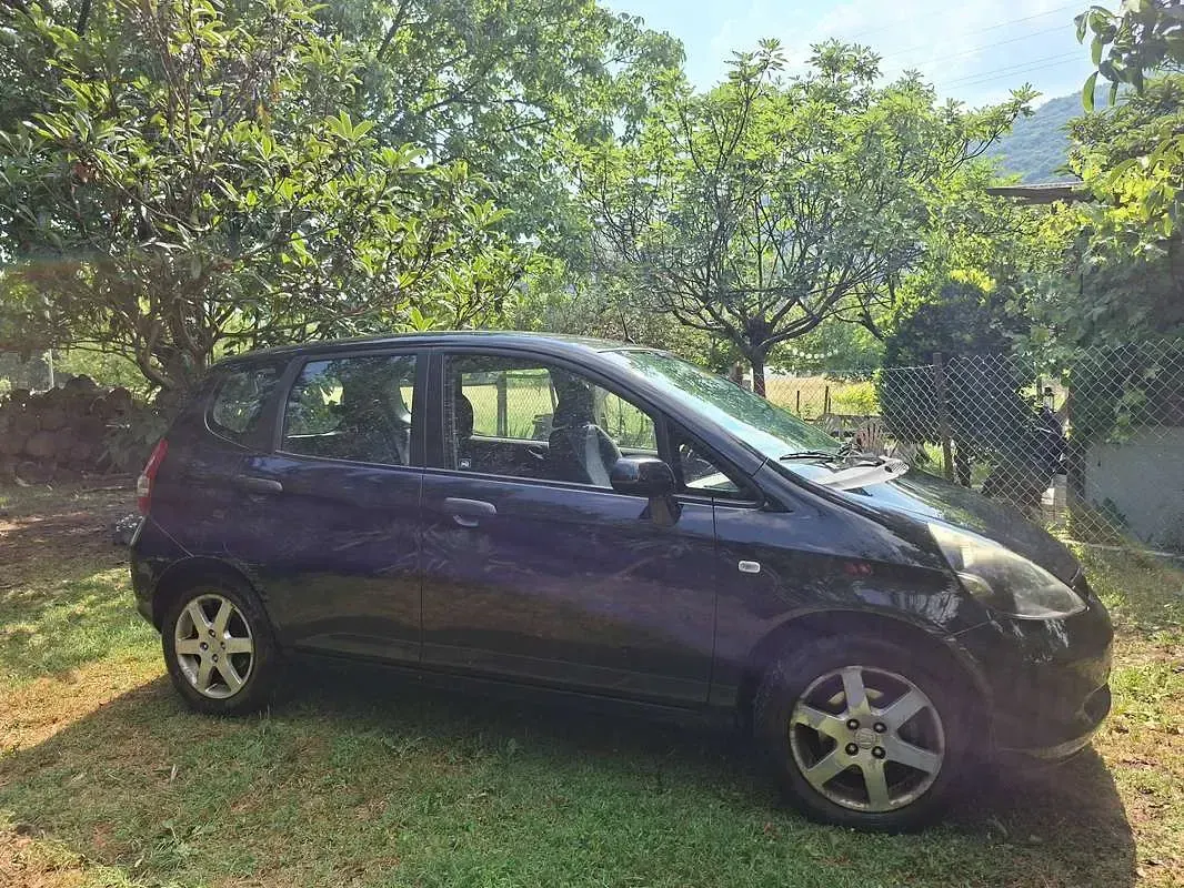 Usata Honda Jazz S 83 CV (61 kW) 2003 Nero Utilitaria