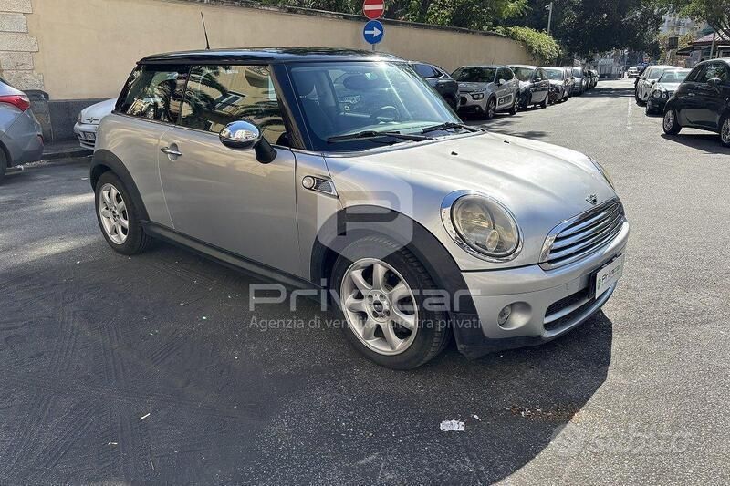 Usata Mini Cooper D 109 CV (80 kW) 2009 Grigio Utilitaria