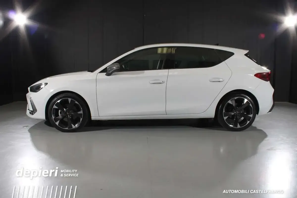 Occasion Cupra Leon 150 PK (110 kW) 2025 Wit Hatchback