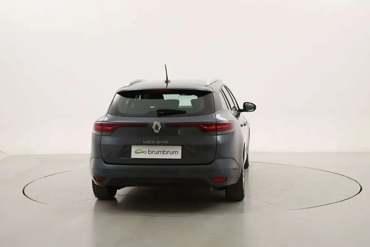 Usata Renault Mégane GrandTour Business 116 CV (85 kW) 2022 Grigio Station wagon