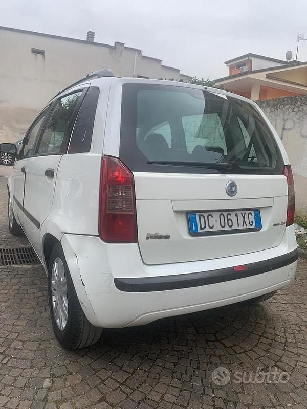 Usata Fiat Idea 2003 Bianco Monovolume