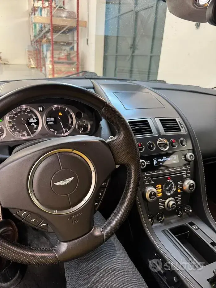 Usata Aston Martin Vantage 426 CV (313 kW) 2009 Grigio Coupé