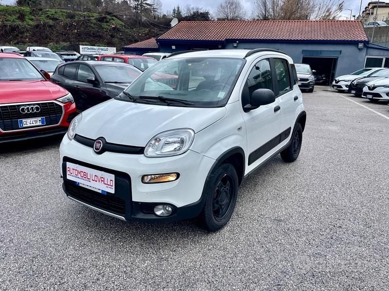 Usata Fiat Panda 4x4 85 CV (62 kW) 2020 Bianco Utilitaria
