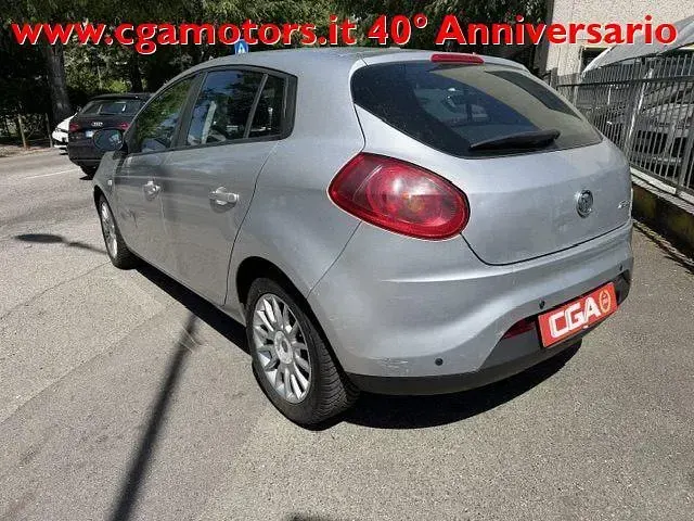 Usata Fiat Bravo Dynamic 90 CV (66 kW) 2011 Grigio Utilitaria
