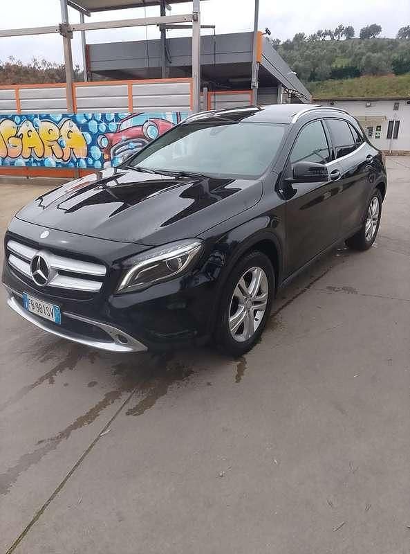 Usata Mercedes GLA200 136 CV (100 kW) 2015 SUV