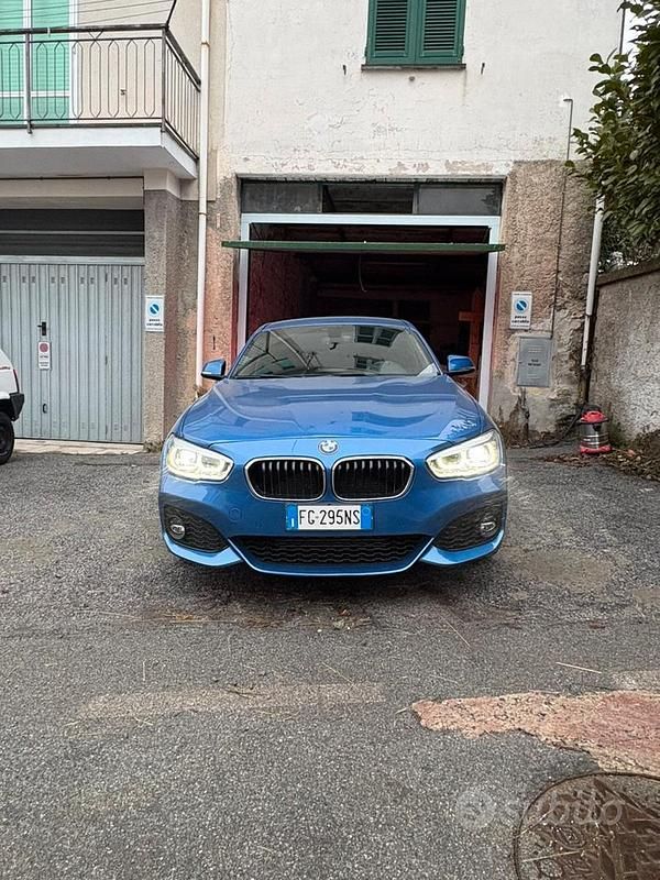 Usata BMW 118 Efficient Dynamics 150 CV (110 kW) 2017 Blu Utilitaria