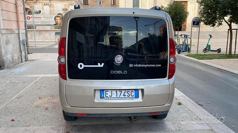 Usata Fiat Doblò Wagon 103 CV (75 kW) 2011 Monovolume