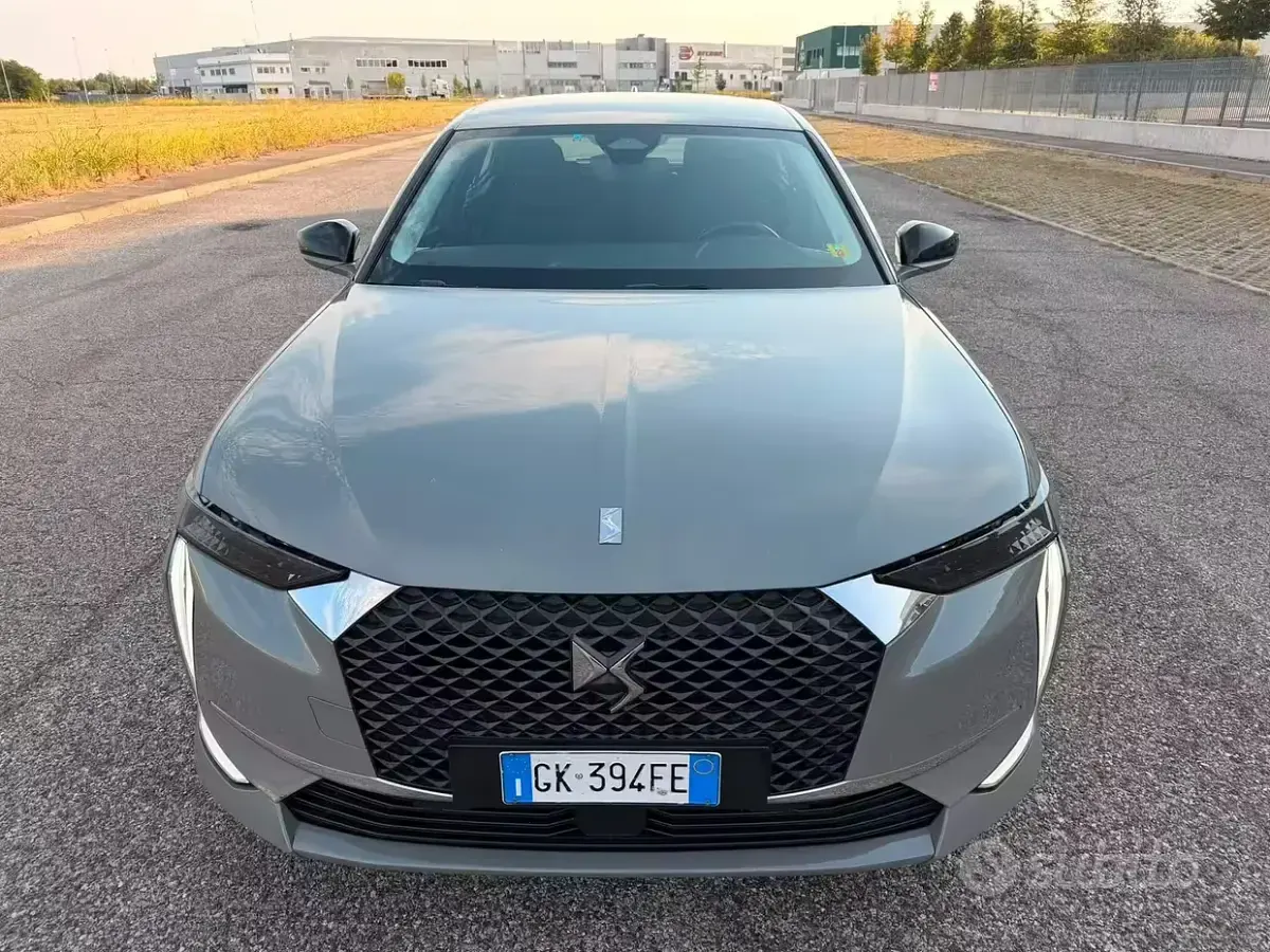 Usata DS Automobiles DS4 Crossback Business 131 CV (96 kW) 2022 Grigio SUV