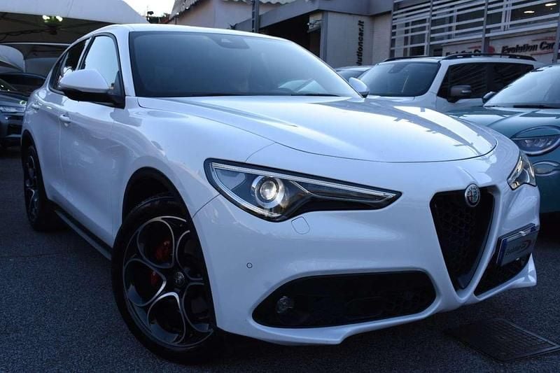 Usata Alfa Romeo Stelvio Sprint 190 CV (139 kW) 2022 Bianco SUV