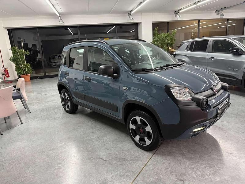 Usata Fiat Panda Cross Cross 86 CV (63 kW) 2021 Blu/azzurro Utilitaria