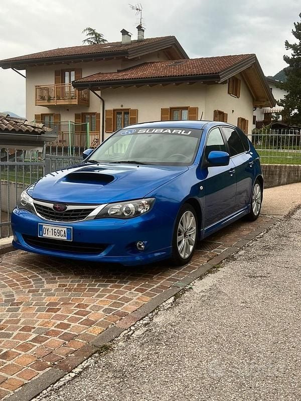 Usata Subaru Impreza 2009 Blu Berlina