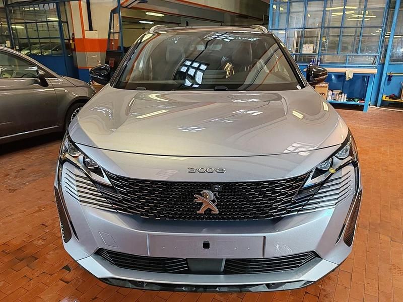 Nuova Peugeot 3008 GT 136 CV (100 kW) 2026 Gray SUV
