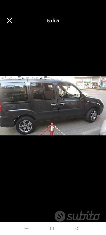 Usata Fiat Doblò 85 CV (62 kW) 2008 Nero Monovolume