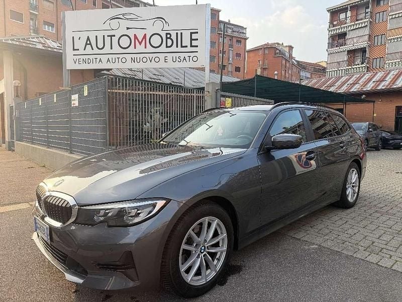 Usata BMW 316 Advantage 122 CV (89 kW) 2021 Grigio scuro Station wagon