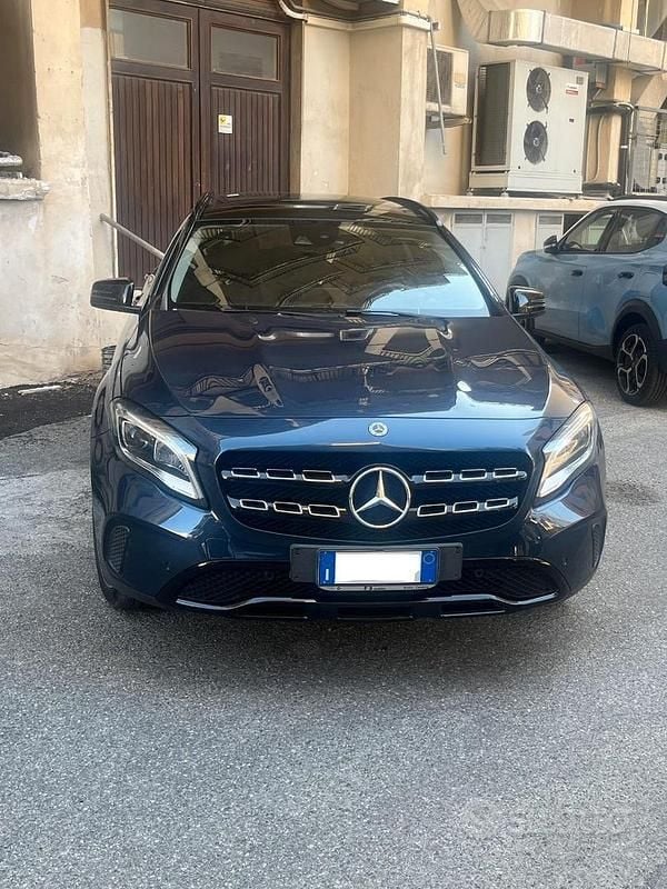 Usata Mercedes GLA200 2019 Blu SUV