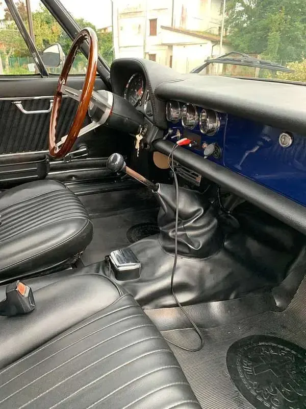 Usata Alfa Romeo Spider 88 CV (64 kW) 1977 Blu/azzurro Cabrio