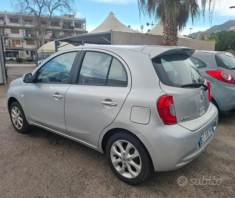 Usata Nissan Micra Tekna 80 CV (58 kW) 2014 Argento Utilitaria