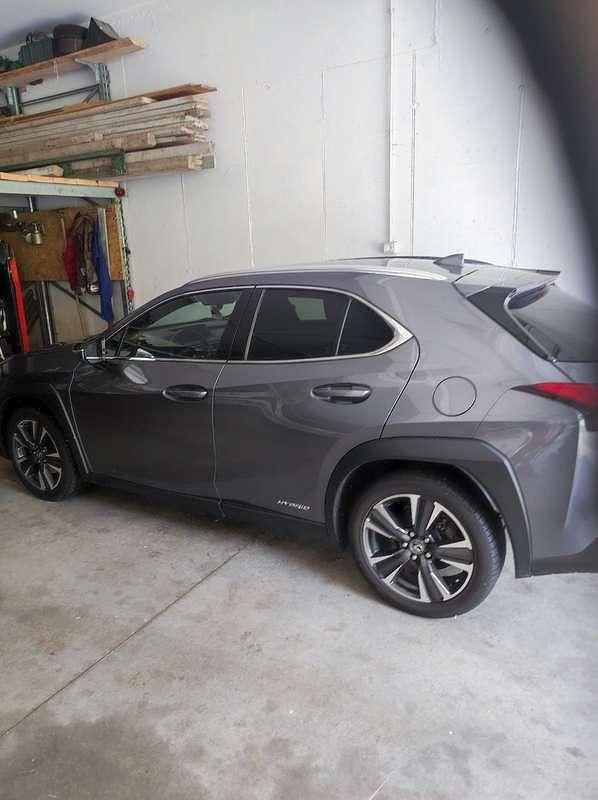 Usata Lexus UX 250h Executive Line 184 CV (135 kW) 2020 SUV