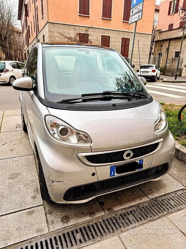 Grigio Usata 2014 Smart ForTwo Coupé Coupé | 7600 € (Super prezzo) - Immagine 1/4