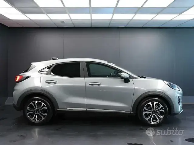 Usata Ford Puma Titanium 125 CV (91 kW) 2025 Grigio SUV