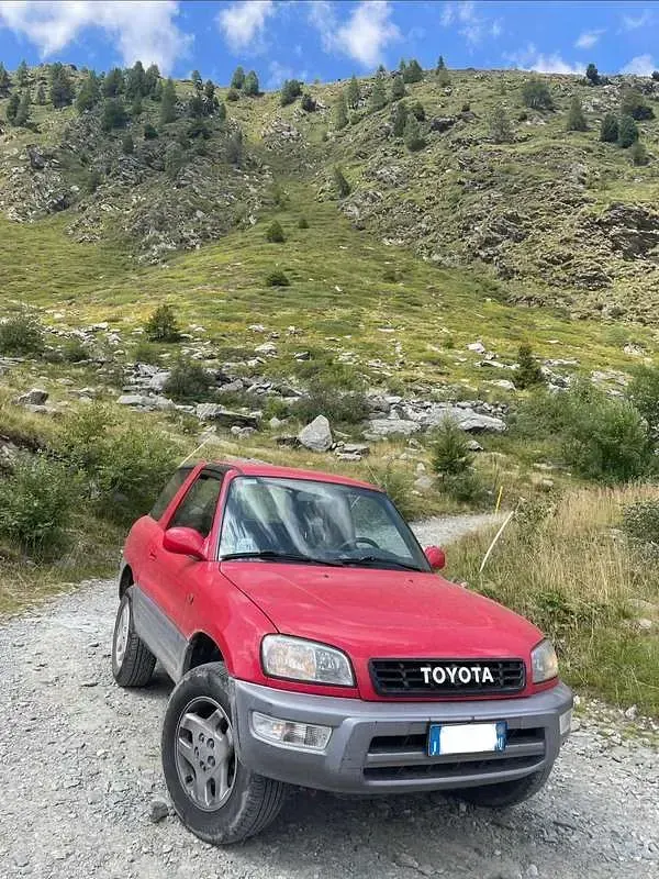 Usata Toyota RAV4 128 CV (94 kW) 2000 SUV
