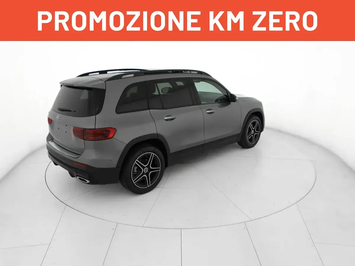 Nuova Mercedes GLB200 Advanced Plus 150 CV (110 kW) 2026 Grigio montagna SUV