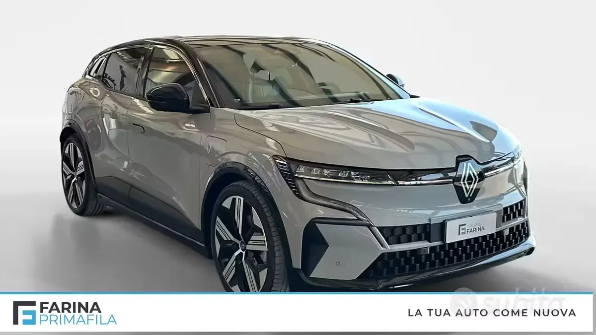 Usata Renault Megane E-Tech Techno 55 kW (75 CV) 2023 Grigio Berlina