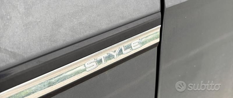 Usata VW Golf VIII 115 CV (84 kW) 2023 Grigio Berlina