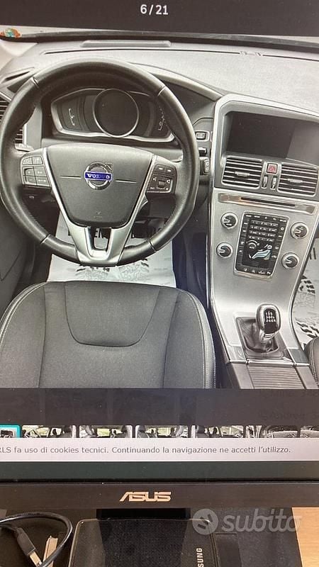 Usata Volvo XC60 2017 Grigio SUV