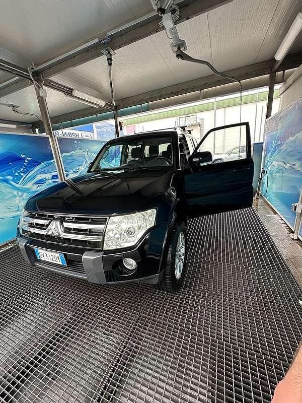 Usata Mitsubishi Pajero Instyle 170 CV (125 kW) 2009 SUV