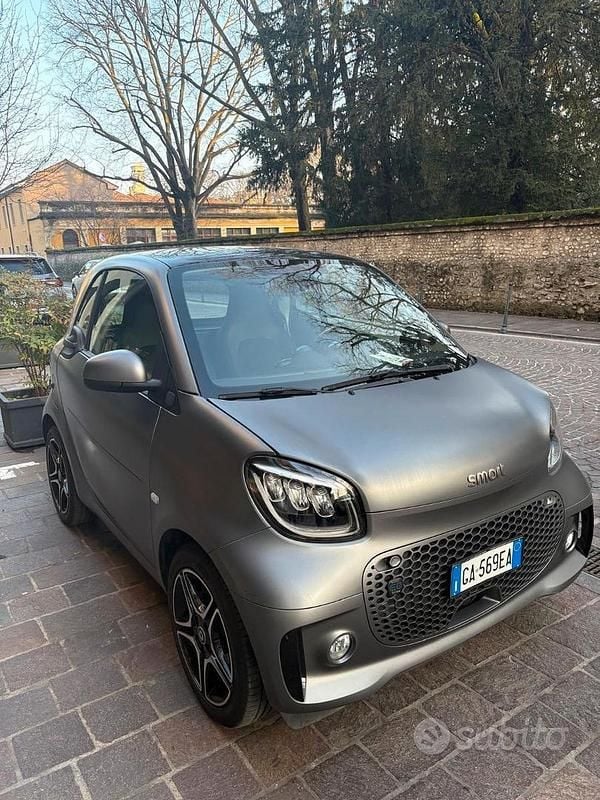 Grigio Usata 2022 Smart ForTwo Electric Drive | 10.000 € - Immagine 1/4