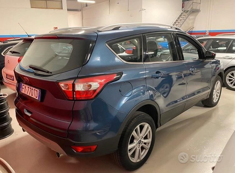 Usata Ford Kuga Business Edition 120 CV (88 kW) 2019 Blu SUV