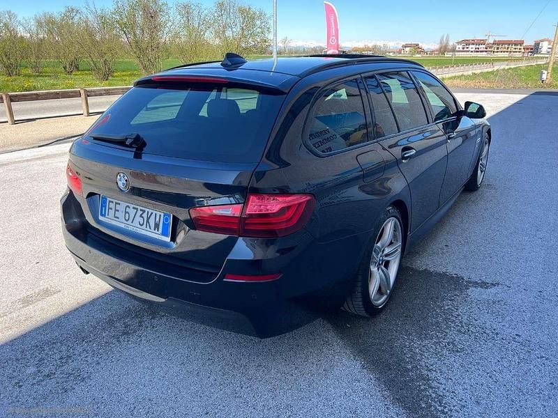 Usata BMW 530 M Sport 249 CV (183 kW) 2016 Blu/azzurro Station wagon